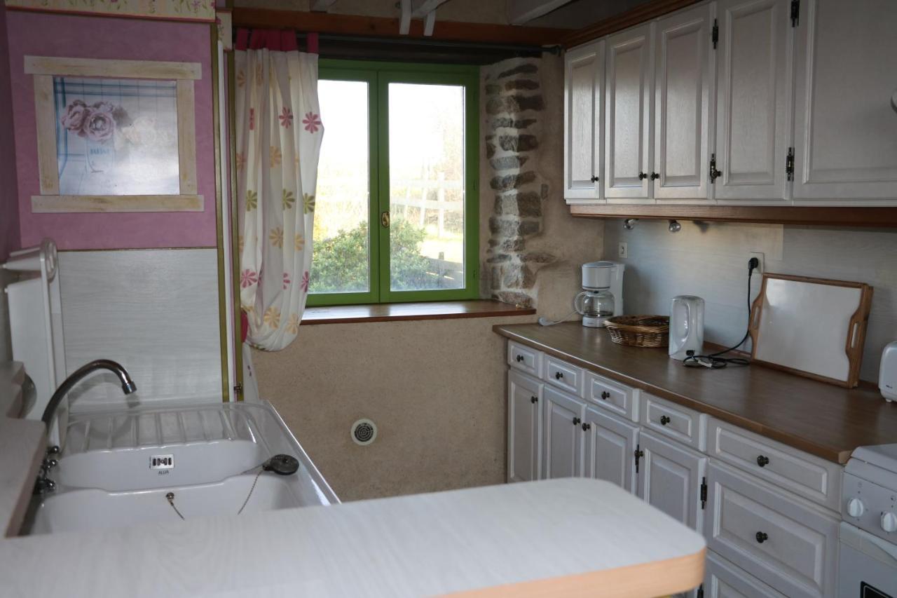 Les Gites Aux Volets Roses Landunvez Bagian luar foto